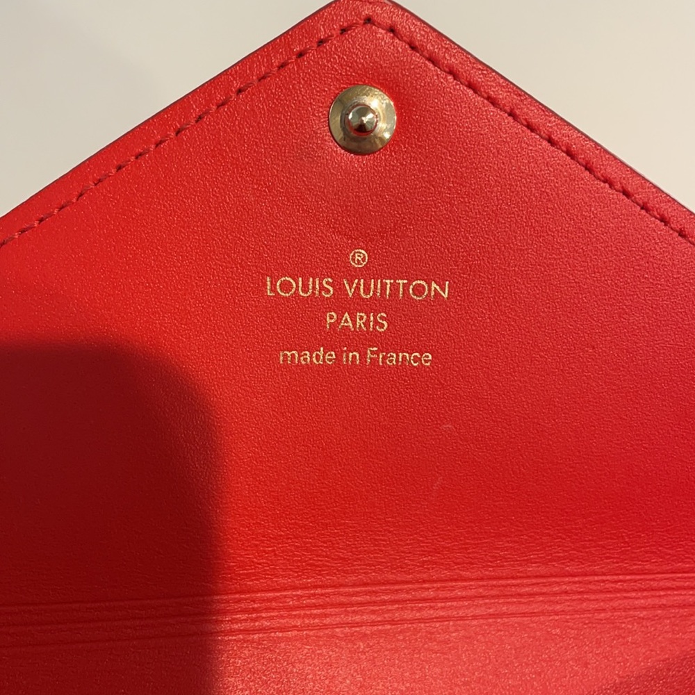 Louis Vuitton Wallet - Picture 3 of 12